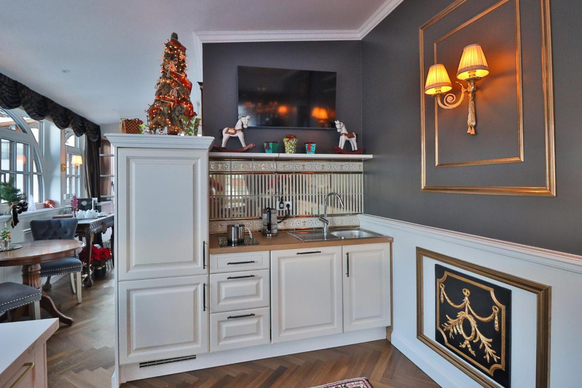 Отель Schneider Hof Boutique Санкт-Антон-ам-Арльберг Экстерьер фото